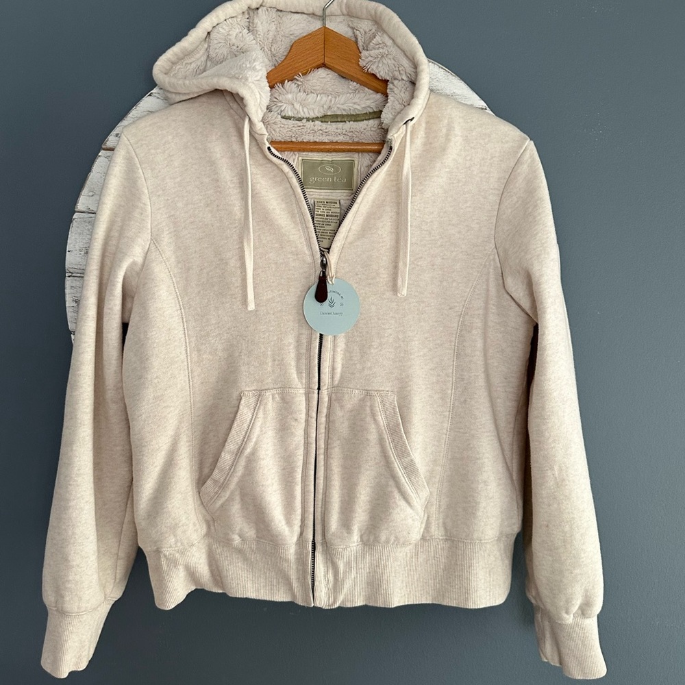 GreenTea Cream Jacket - Picture 2 of 15